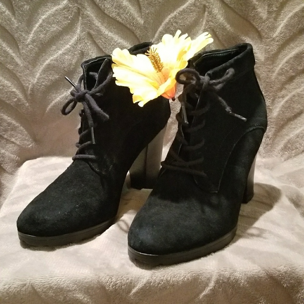 Nine West Black Suede Booties